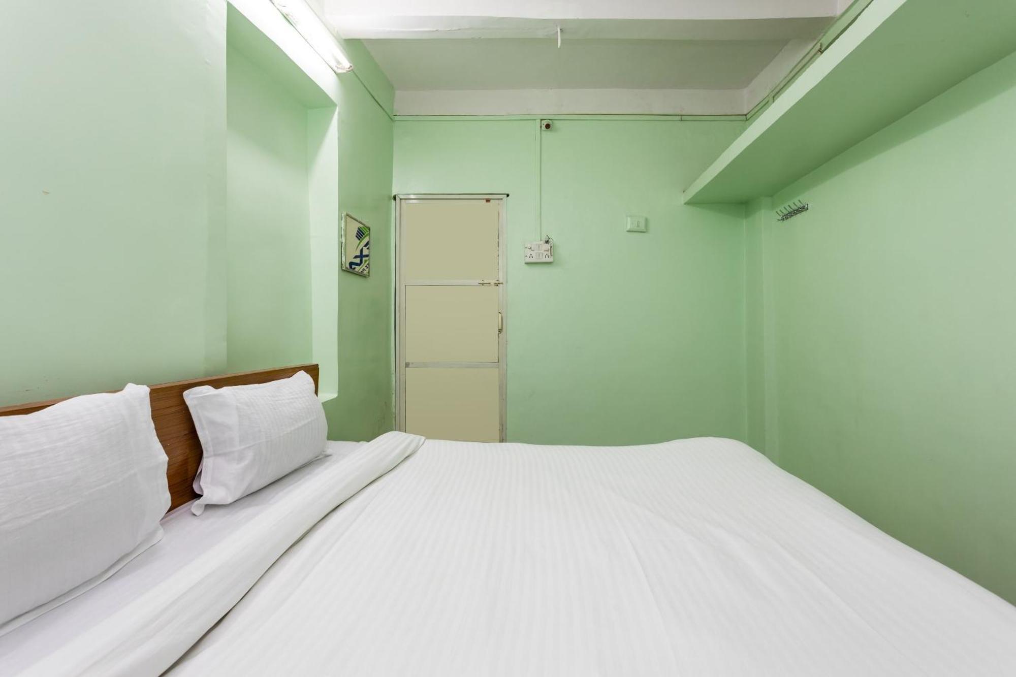 Spot On Hotel Sawera Indore Extérieur photo