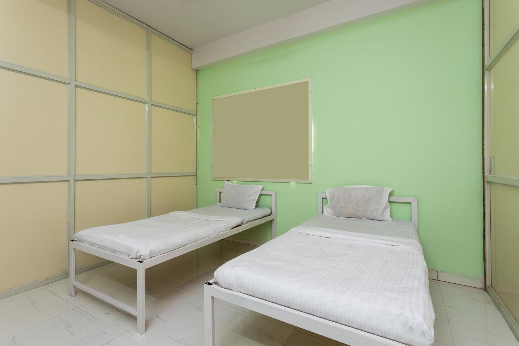 Spot On Hotel Sawera Indore Extérieur photo